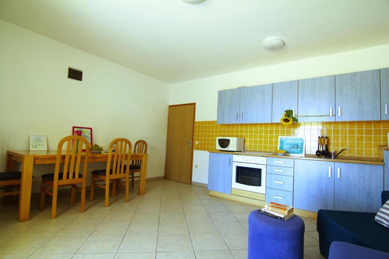 Apartments Nebeska Novalja Kültér fotó